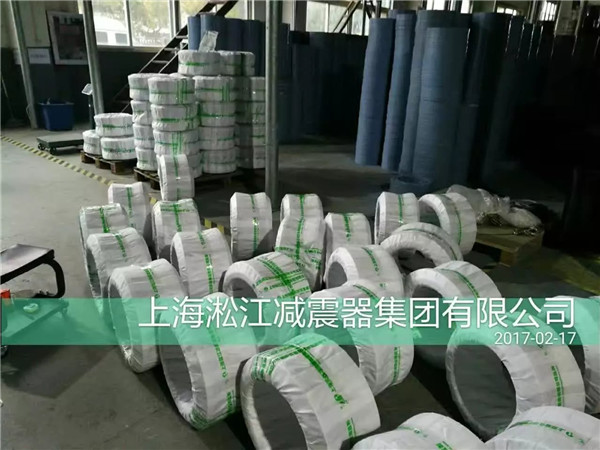 橡膠膨脹節(jié)