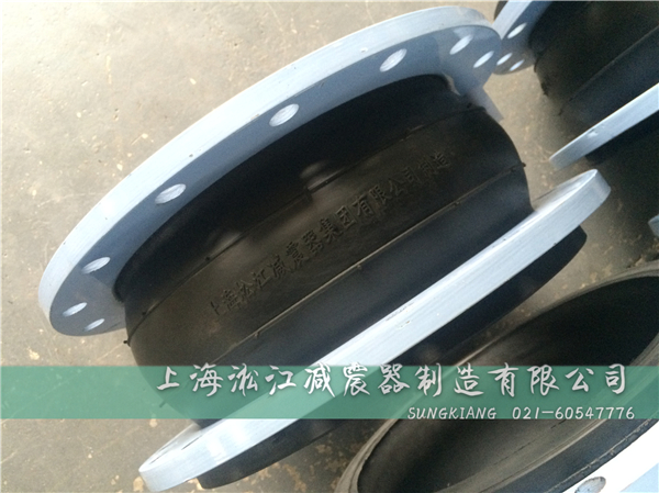 高速風(fēng)機房橡膠軟連接